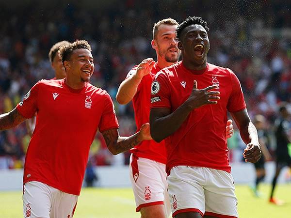 Nottingham Forest vô địch C1 mấy lần, vào những năm nào?