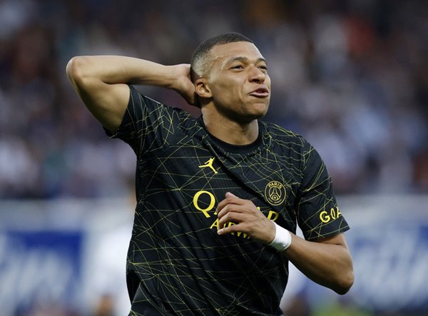 Phong cách thi đấu của cầu thủ Mbappe đầy tốc độ