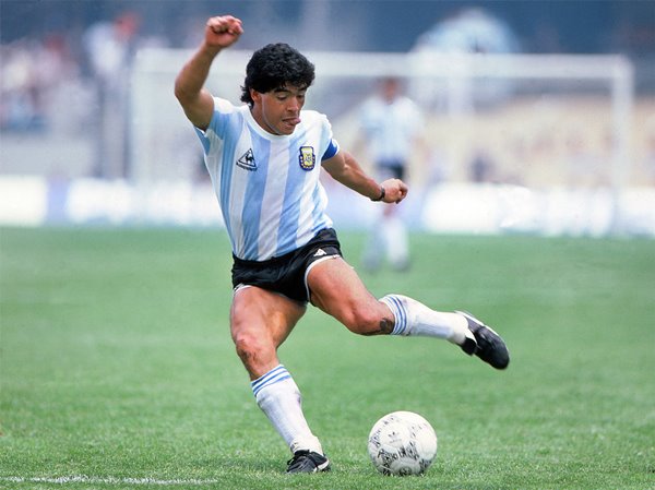 Maradona - Cầu thủ vĩ đại của bóng đá Argentina