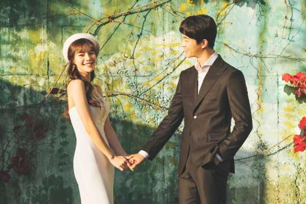Nam 2000 nữ 2002 hợp không? Xem tuổi chồng 2000 vợ 2002 
