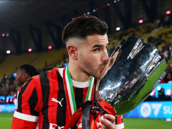 Theo Hernandez: Trụ cột của Milan và tuyển Pháp
