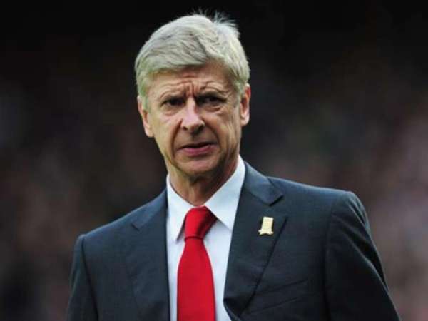 Huấn luyện viên Arsène Wenger