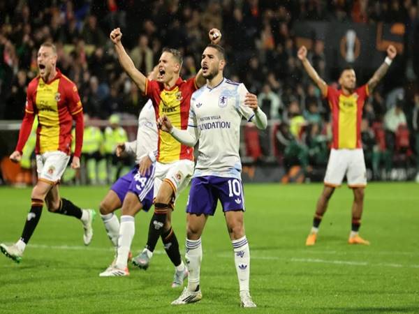 Bóng đá Anh: Aston Villa bất ngờ để thua trước Go Ahead Eagles