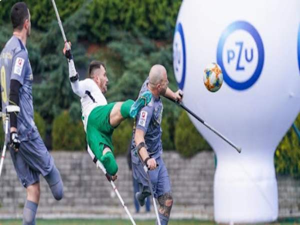 Quy trình chấm điểm bàn thắng tại giải Puskas 