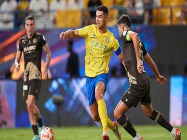 Ronaldo – trung tâm mọi đợt tấn công, vẫn khiến hàng thủ đối phương phải run sợ.