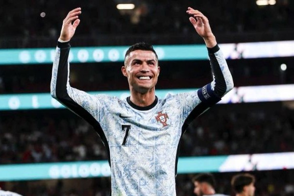 Ý nghĩa lịch sử của bàn thắng thứ 900