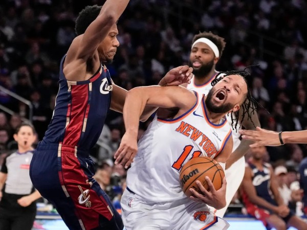 Knicks nỗ lực không bỏ cuộc để lội ngược dòng