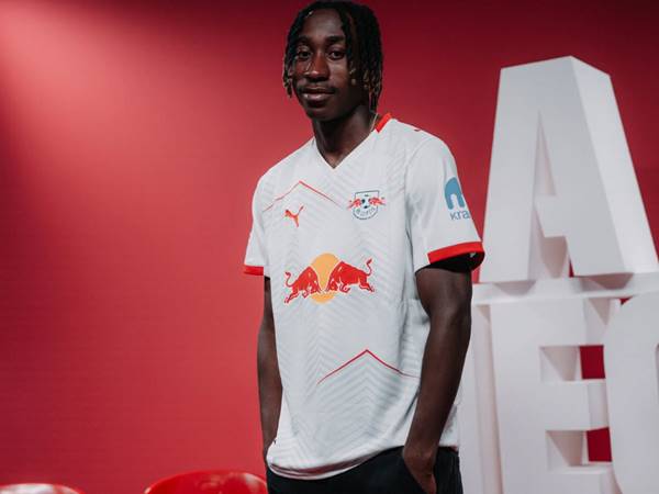 Tin Liverpool: Yan Diomande mong muốn gia nhập Liverpool