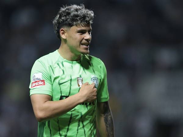 Tin MU: Quỷ Đỏ đang nhắm Maxi Araujo cho hành lang trái