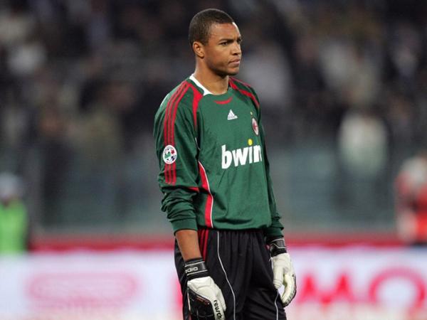 Thủ môn AC Milan huyền thoại: 5 tượng đài xuất sắc nhất